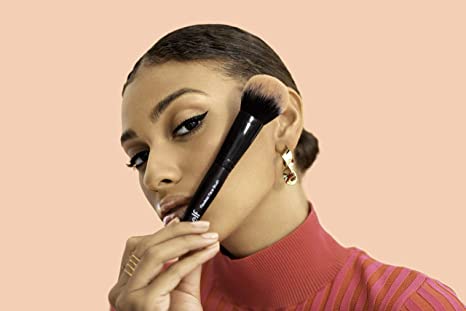 New Flawless Face Brush | Vegan Makeup Tool