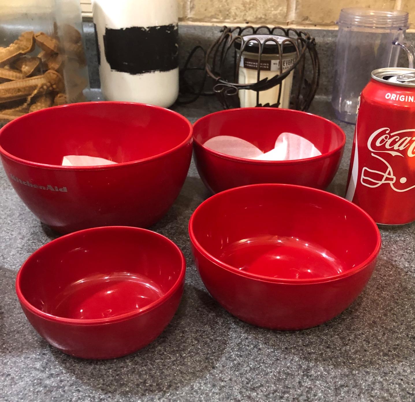 New Set of 4 Prep Bowls w/ Lids