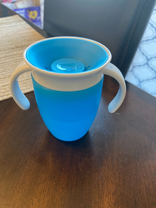 New Trainer Cup | Green/Blue | 7 Oz | 2 Count