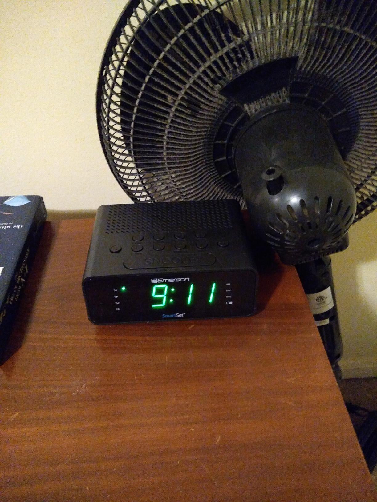 New SmartSet Alarm Clock | AM/FM Radio