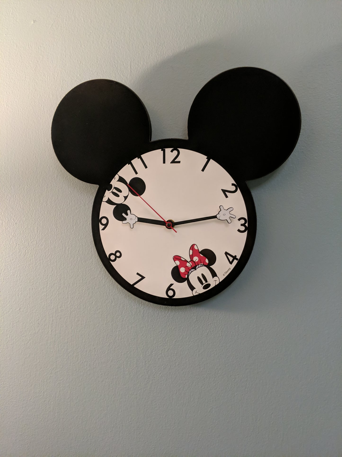 New Mickey & Minnie Mouse Shaped Deco Wall Clock