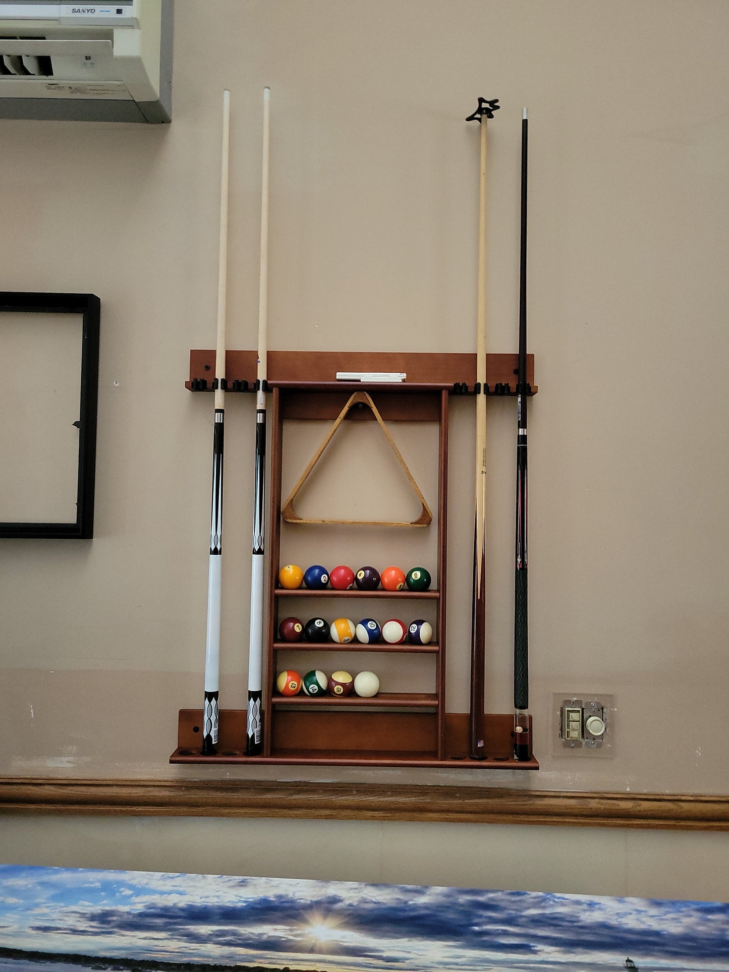 New Pool Cue Rack | Pool Stick Holder Wall Mount | 8 Pool Billiard Stick Holder